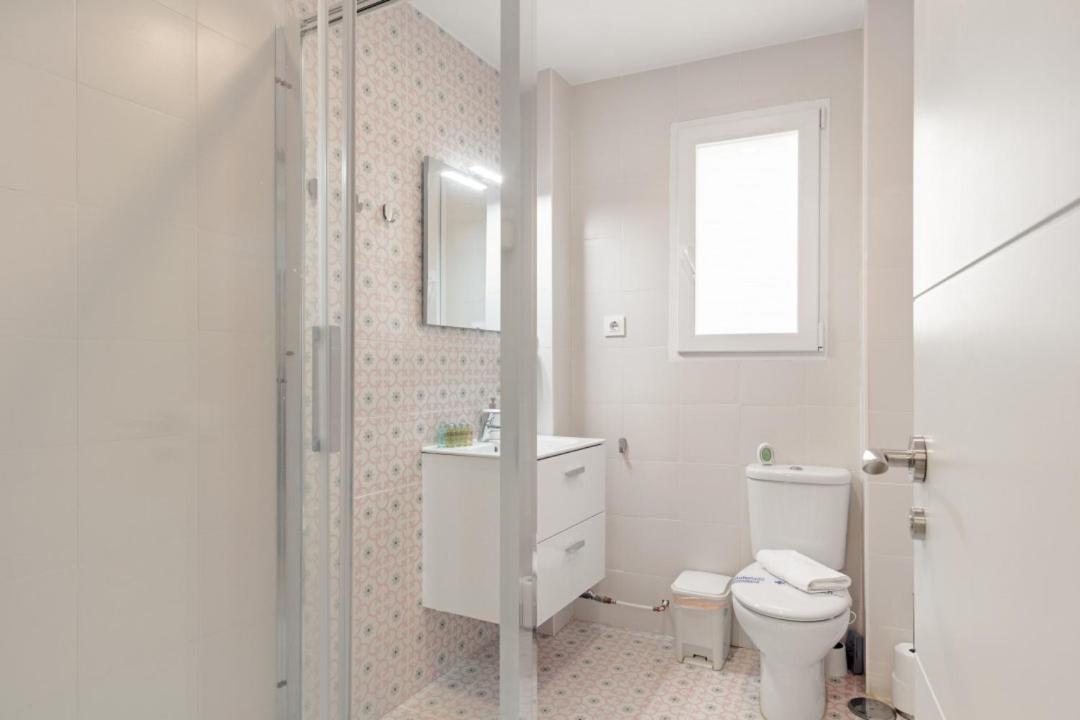 2 Bedrooms 1 Bathroom Furnished - Las Letras - Bright - Mintystay Madrid Dış mekan fotoğraf
